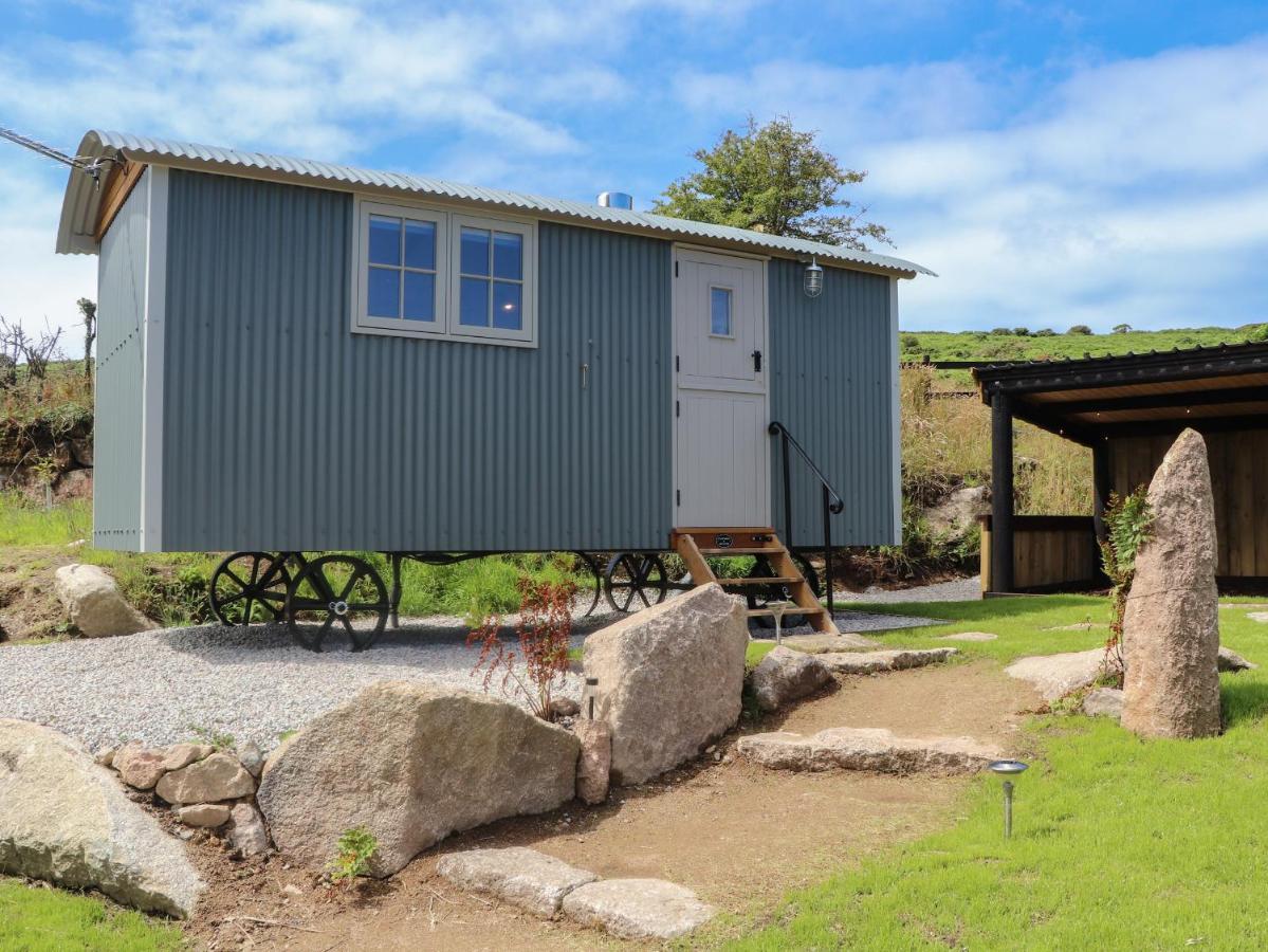 Bosulla Shepherds Hut Пензанс Екстериор снимка